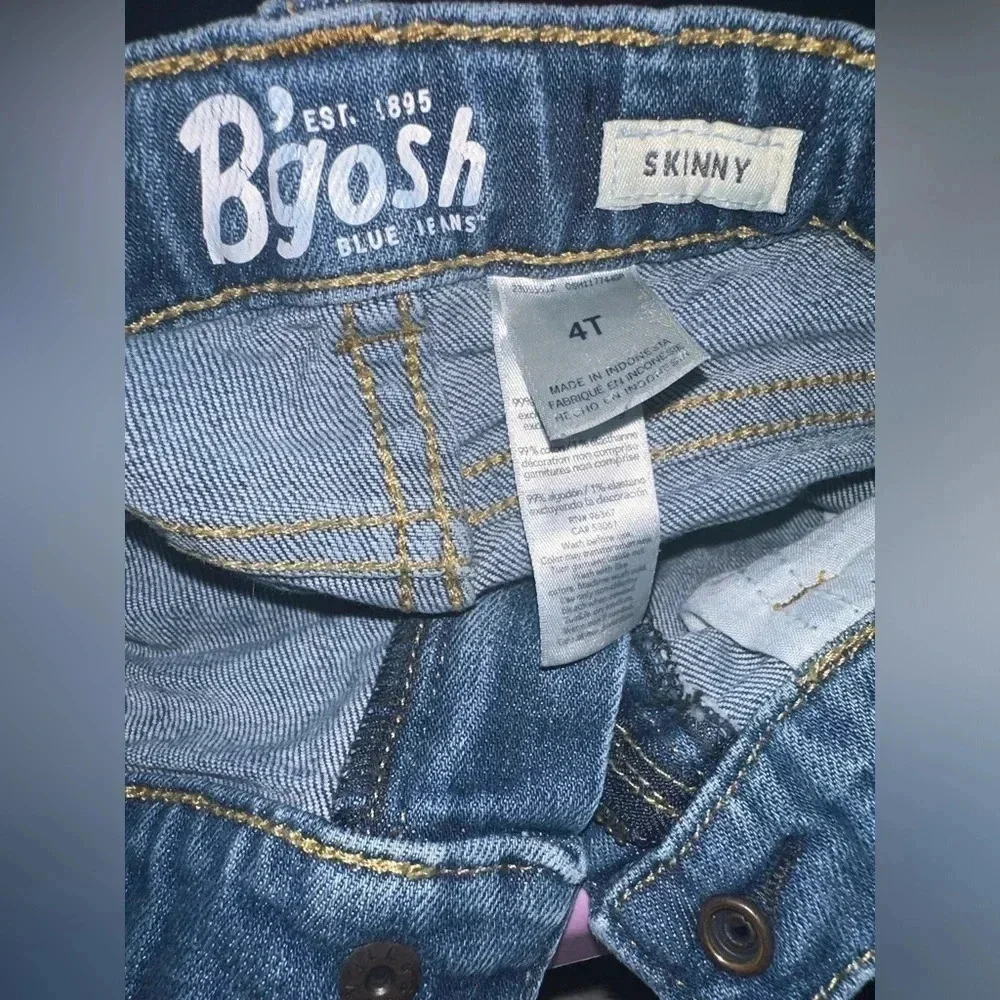 OshKosh Bgosh kids skinny blue jeans size  4t. Adjustable waist